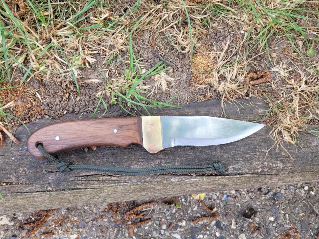 Huntsman Knife Rose Wood Handle